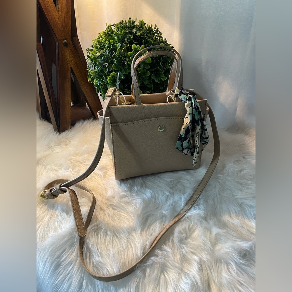 Steven Madden woman's handbag/crossbody color beige NEW - Picture 1 of 9